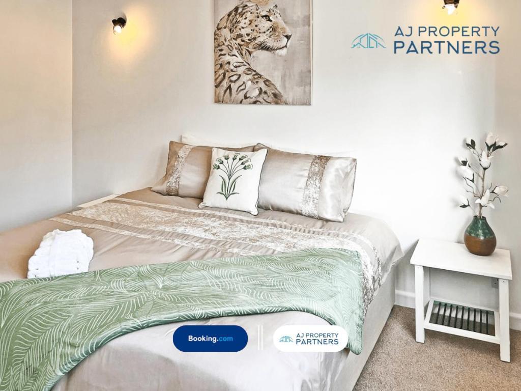 Premium Deal L Hill View Home L Last-Minute Offer L Cheltenham L Aj Properties L Perfect For Short Or Long Stays L 4Beds 4Bedrooms Ngoại thất bức ảnh